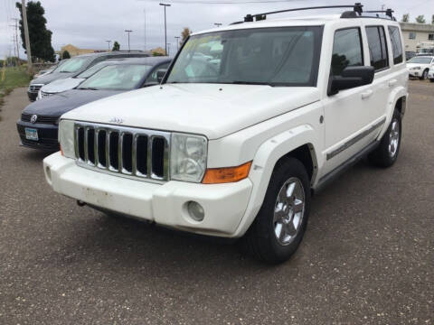 2006 Jeep Commander for sale at Sparkle Auto Sales in Maplewood MN