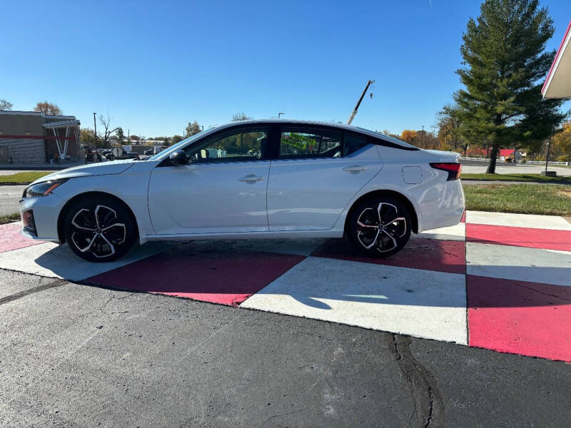 2024 Nissan Altima 2.5 SR