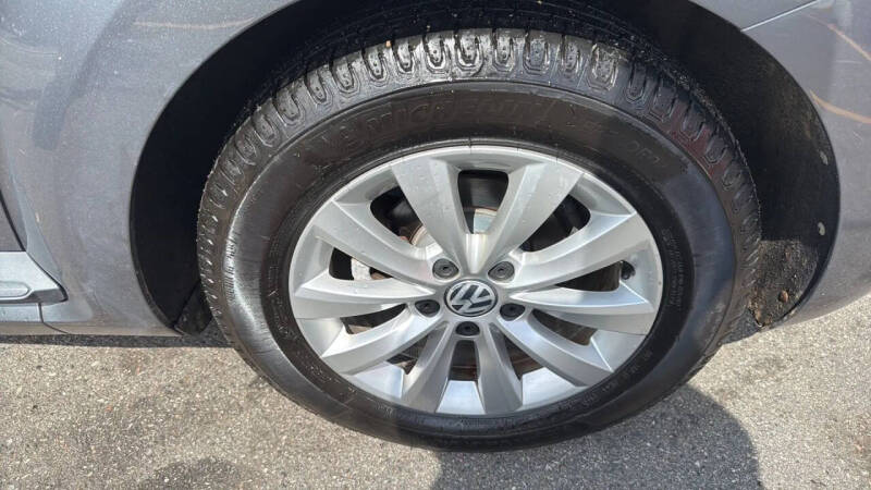 2014 Volkswagen Beetle 1.8T Entry PZEV