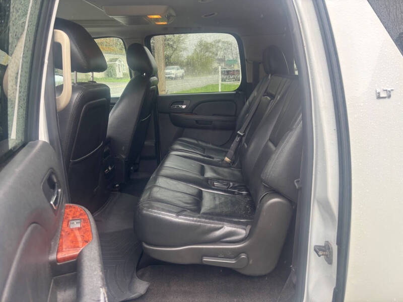 2014 Chevrolet Suburban LT