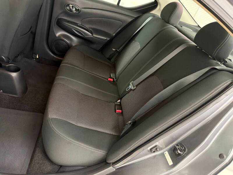 2017 Nissan Versa 1.6 S