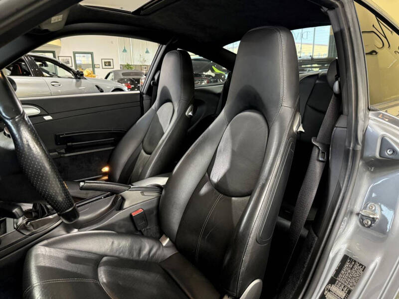 2005 Porsche 911 Carrera