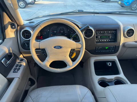 2004 Ford Expedition Eddie Bauer