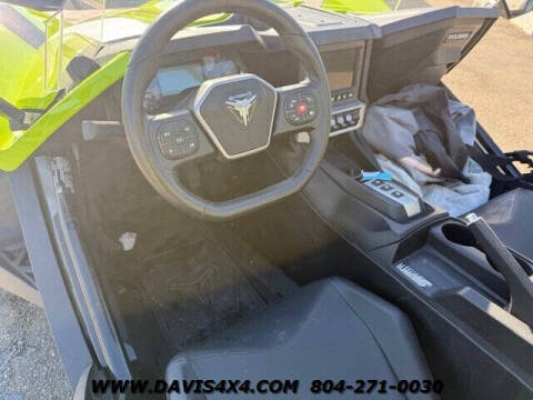 2023 Polaris Slingshot