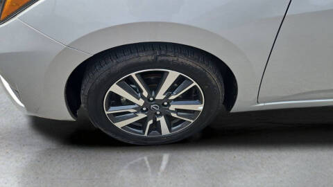 2025 Nissan Versa SV