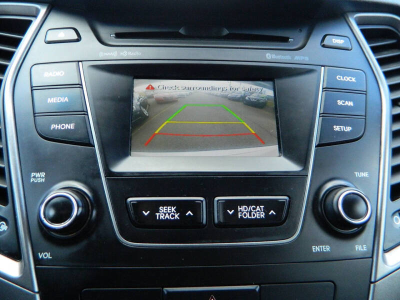 2016 Hyundai Santa Fe SE