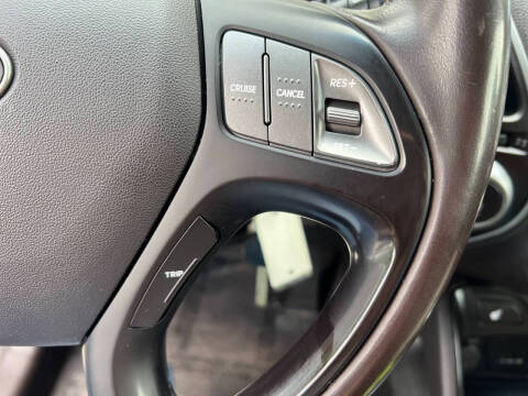 2015 Hyundai Tucson SE