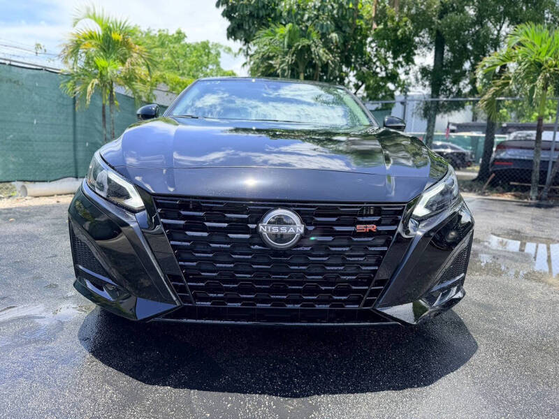 2024 Nissan Altima 2.5 SR
