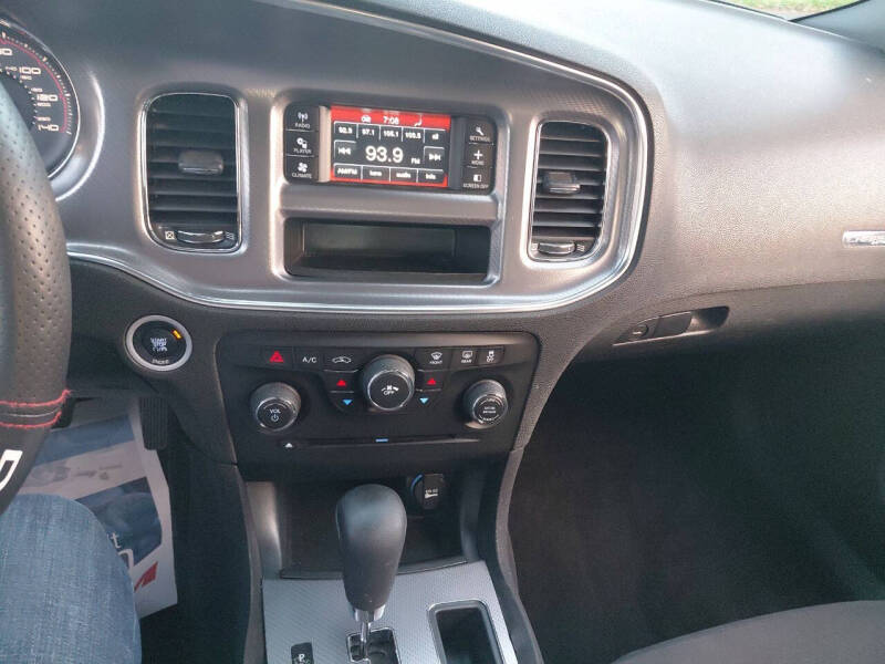 2014 Dodge Charger SE