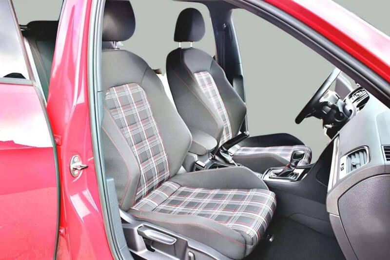 2017 Volkswagen Golf GTI S