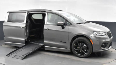 2023 Chrysler Pacifica for sale at A&J Mobility in Valders WI