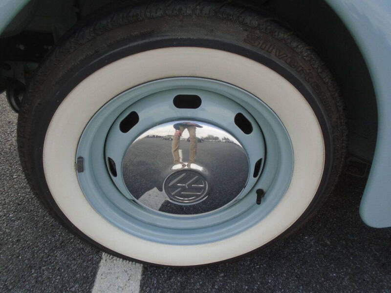 2004 Volkswagen Beetle