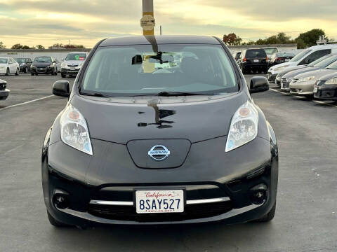 2017 Nissan LEAF S