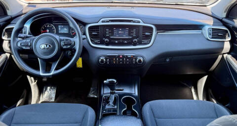 2017 Kia Sorento LX V6