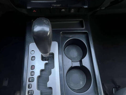 2015 Nissan Titan SV