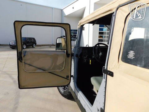 1999 AM General Hummer