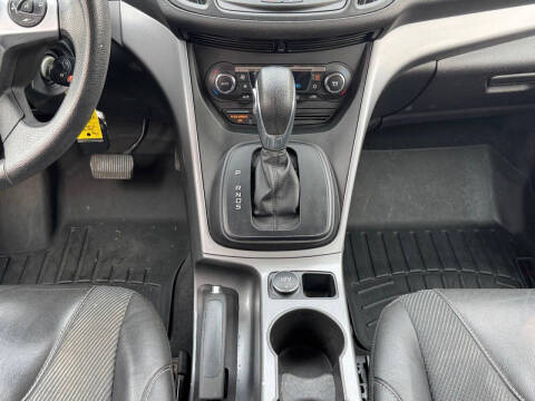 2016 Ford Escape SE