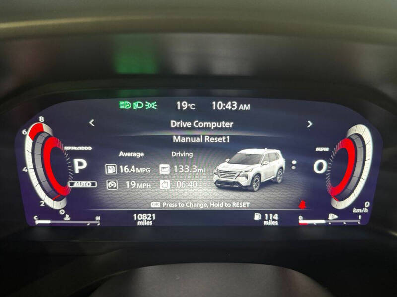2025 Nissan Rogue SL