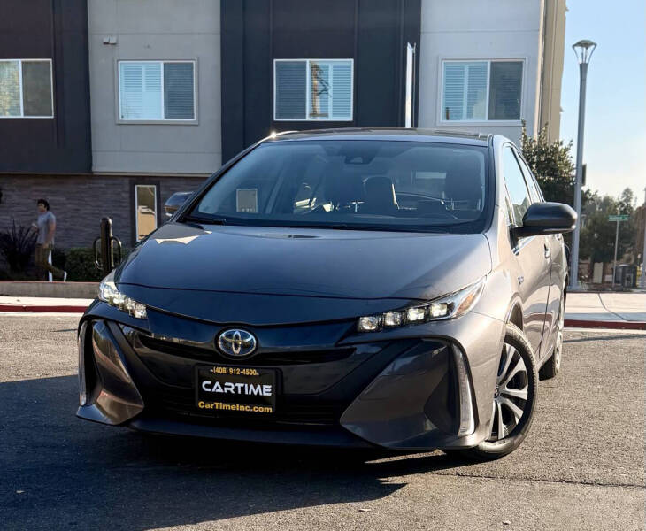 2022 Toyota Prius Prime XLE