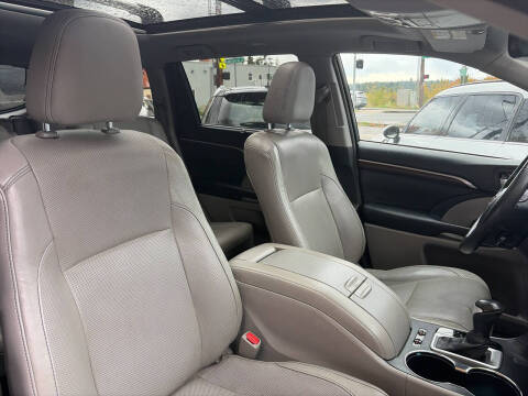 2015 Toyota Highlander Limited Platinum