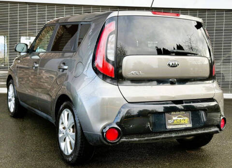 2016 Kia Soul +