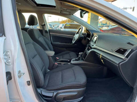 2018 Hyundai Elantra