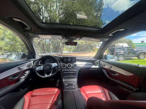 2021 Mercedes-Benz GLC GLC 300