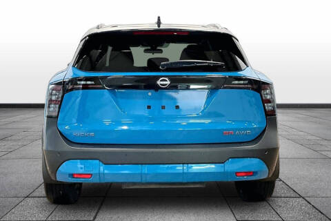 2025 Nissan Kicks SR