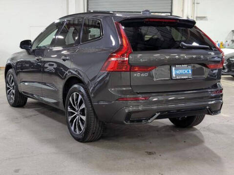 2025 Volvo XC60 B5 Plus Dark Theme
