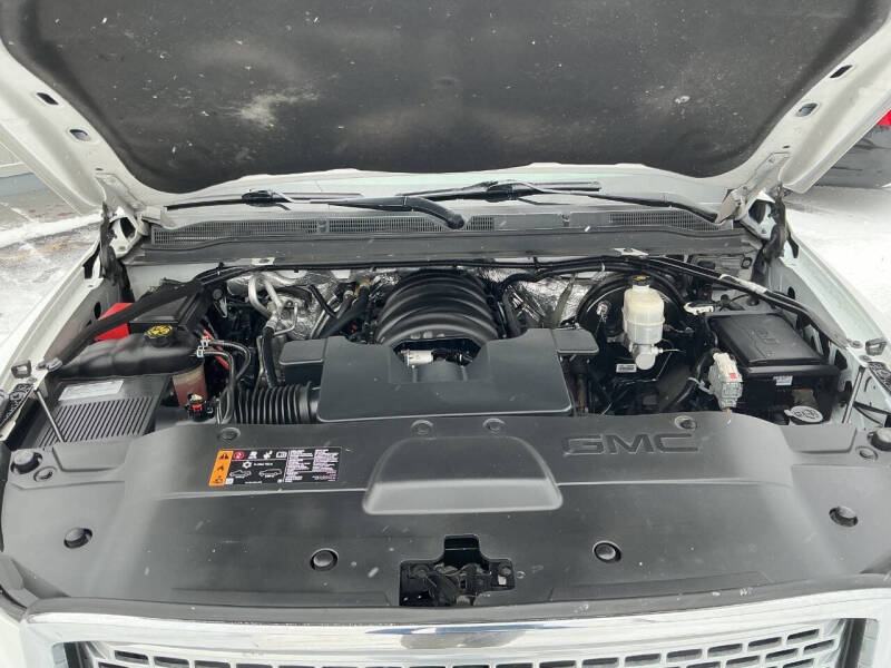 2017 GMC Yukon XL Denali