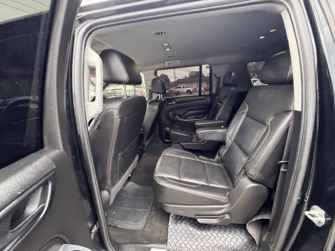 2018 Chevrolet Suburban LT