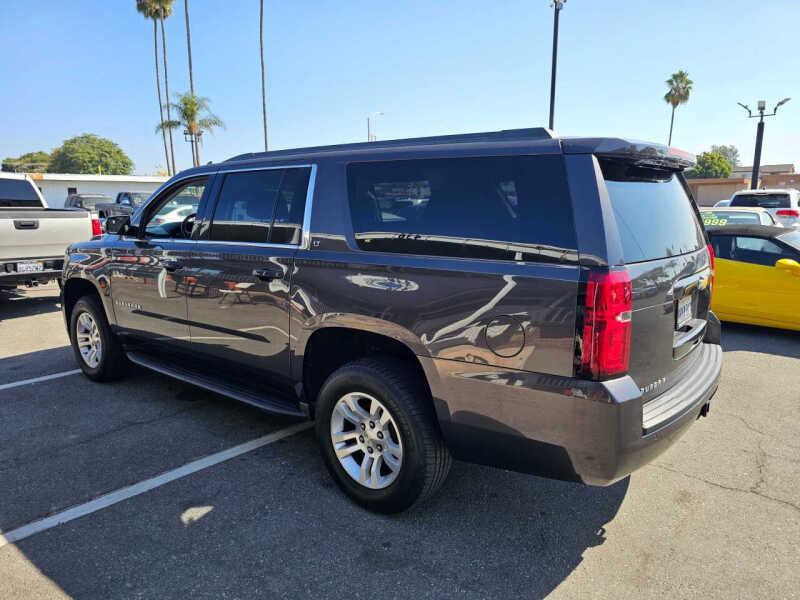 2018 Chevrolet Suburban LT