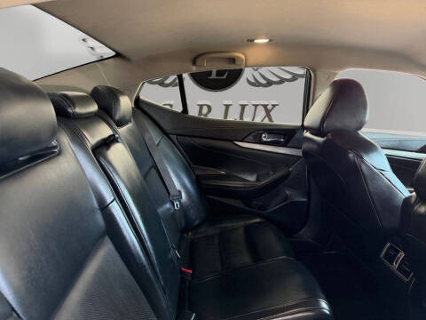 2017 Nissan Maxima