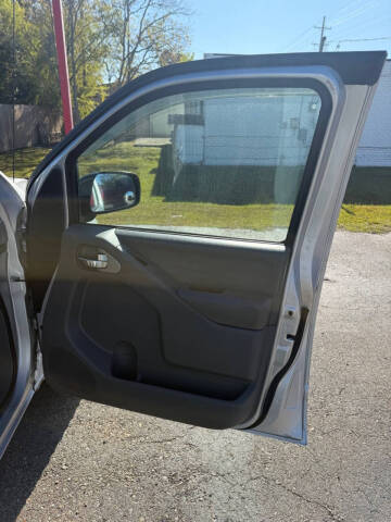 2019 Nissan Frontier SV