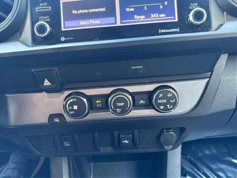 2022 Toyota Tacoma SR