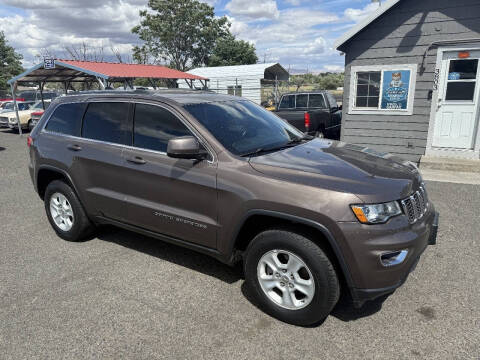 2017 Jeep Grand Cherokee Laredo