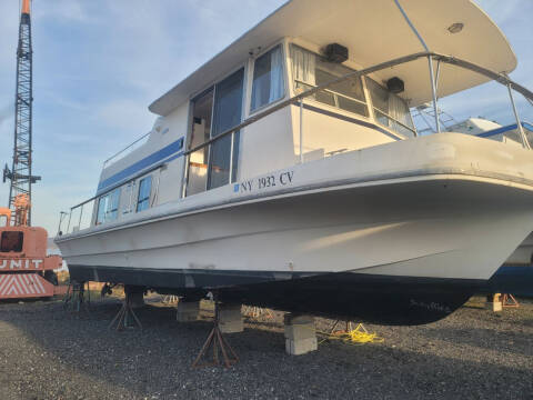1971 TROJAN HOUSE BOAT