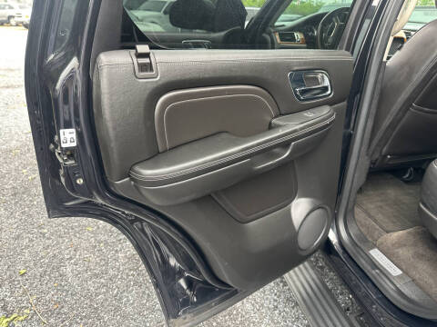 2012 Cadillac Escalade Platinum Edition