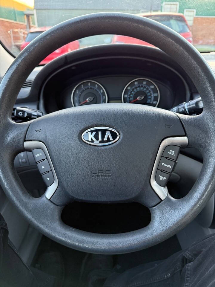 2007 Kia Optima for sale at Universal Auto Sales LLC in Burlington, NC