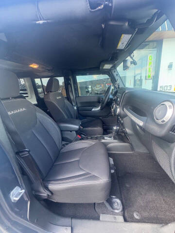 2017 Jeep Wrangler Unlimited Sahara