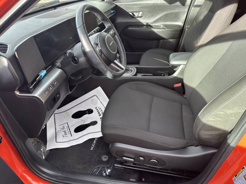 2024 Hyundai Kona SEL