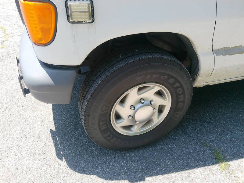 2006 Ford E-Series