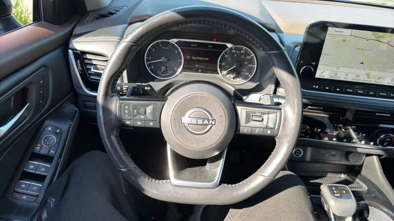 2023 Nissan Rogue SL
