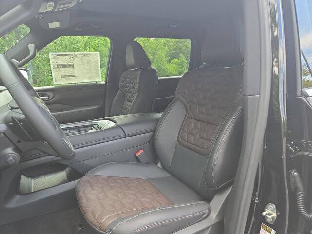 2025 Nissan Armada Platinum