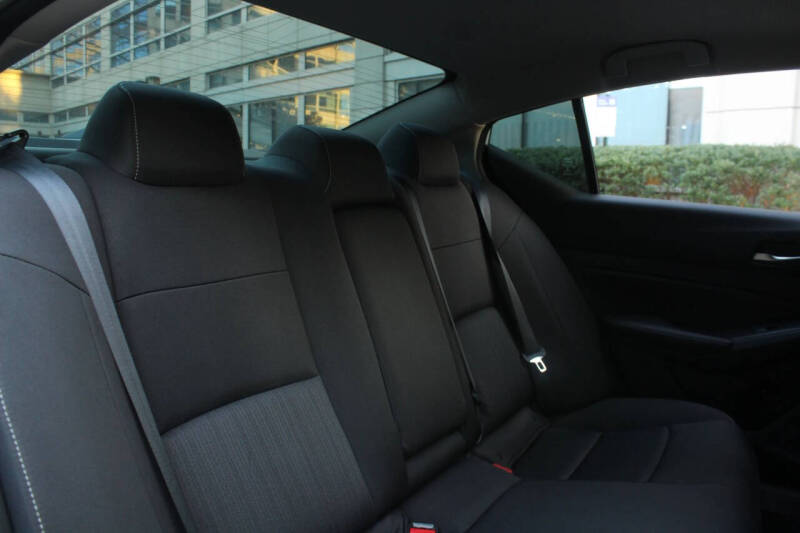 2022 Nissan Altima 2.5 SV