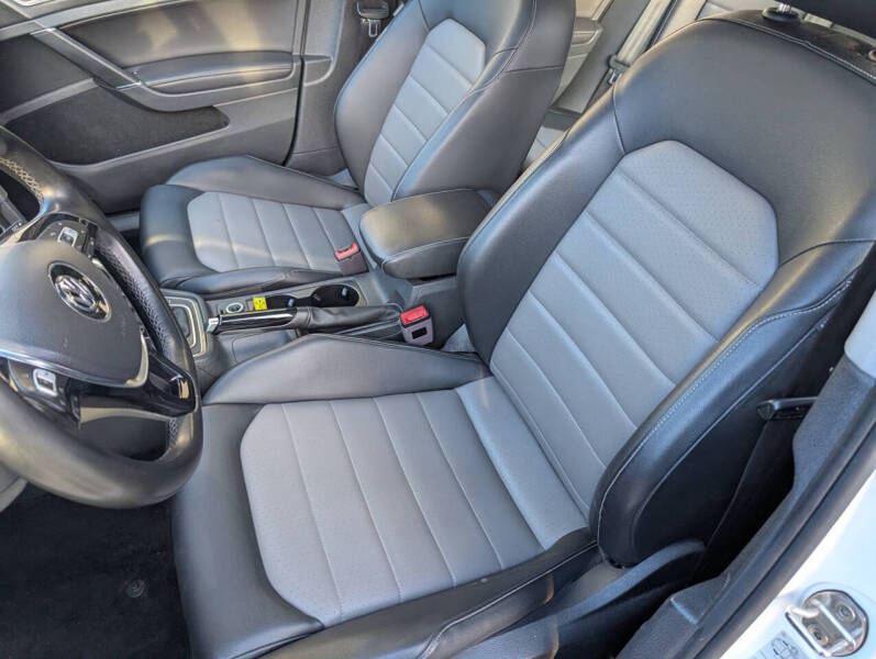 2017 Volkswagen Golf Alltrack TSI SEL 4Motion