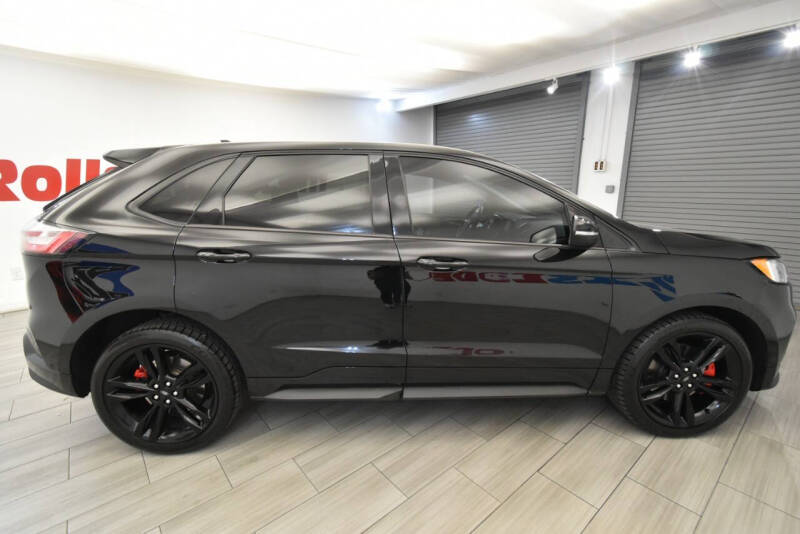 2021 Ford Edge ST
