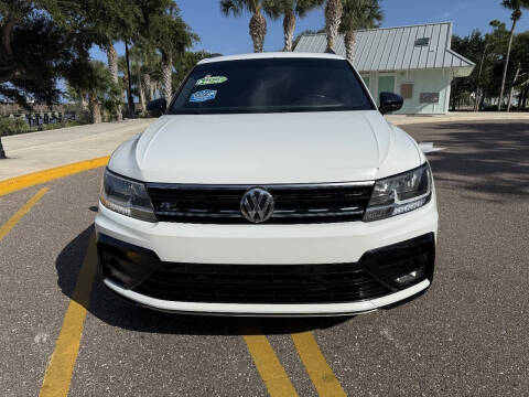 2020 Volkswagen Tiguan SE R-Line Black