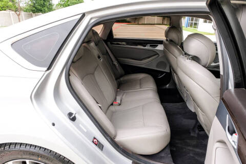 2016 Hyundai Genesis