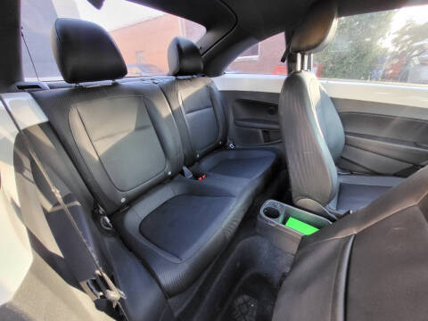 2012 Volkswagen Beetle 2.5L PZEV